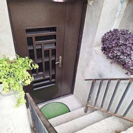Mery'S Family Apartment Tiflis Exterior foto